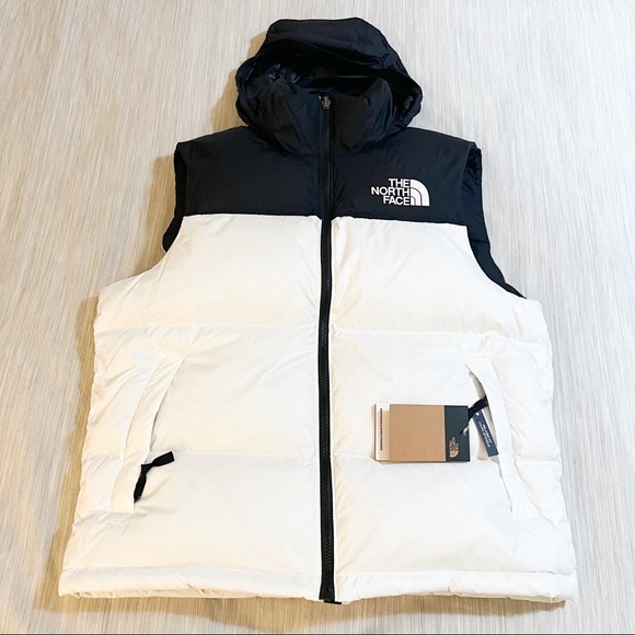 The North Face 1996 Nuptse Vest White🔥🔥🔥🔥🔥 - Picture 6 of 16